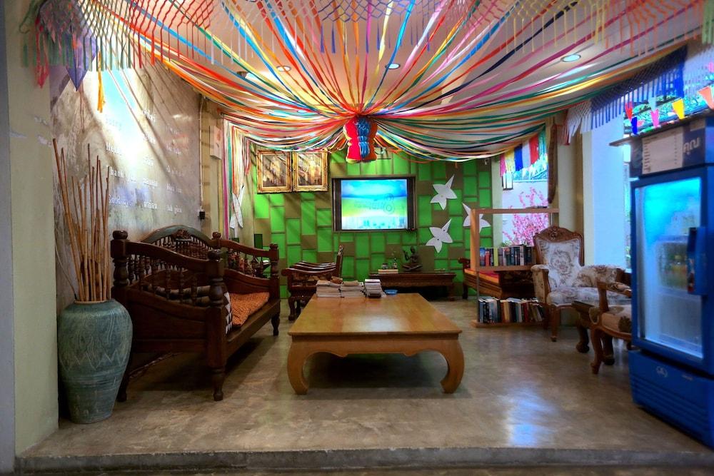At Smile Oasis Houses Бангкок Экстерьер фото