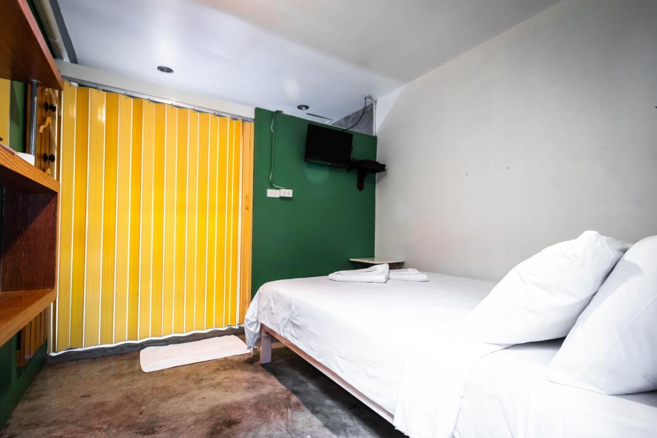 At Smile Oasis Houses Бангкок Экстерьер фото